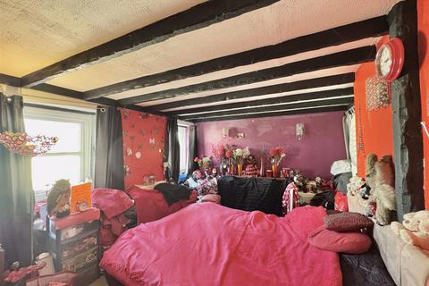 undefined, Richmond Hill, Truro