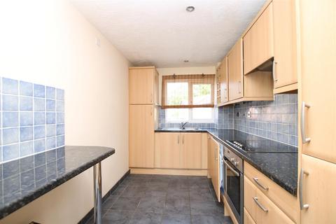 1 bedroom maisonette to rent, Camelot Close, Southwater, Horsham