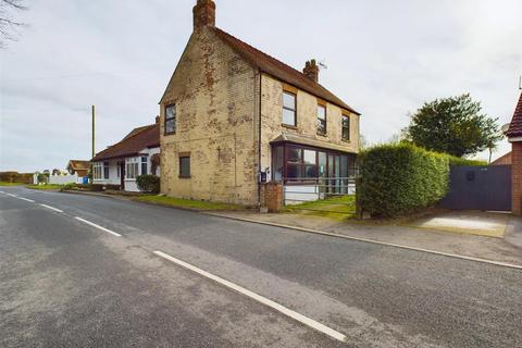 3 bedroom detached house for sale, Skipsea Road, Beeford