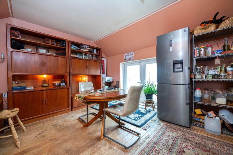 Dining Kitchen /...