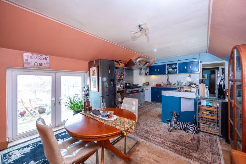 Dining Kitchen /...