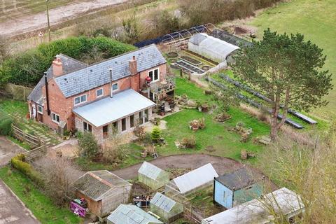 Farm for sale, Homelands Farm – 18 Acres: Small Farm, Farmhouse, Yard and Organic Grassland. Additional Land Available