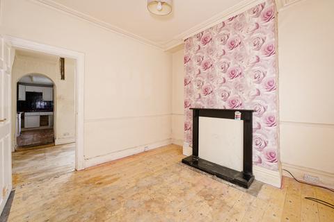 6 Avenham Grove, Blackpool, FY1 2EN