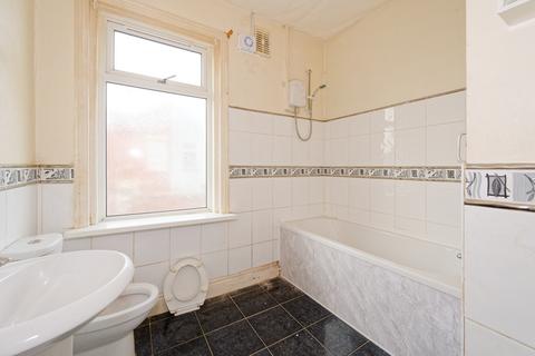 6 Avenham Grove, Blackpool, FY1 2EN