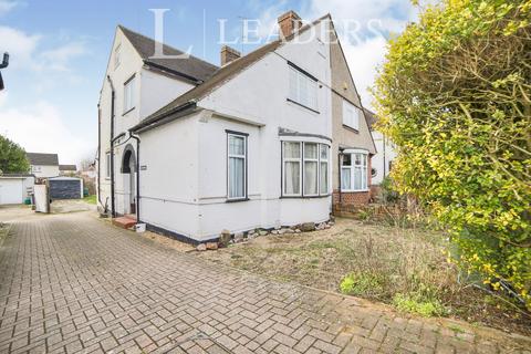 3 bedroom semi-detached house to rent, Chiltern Road - LU6 1ET