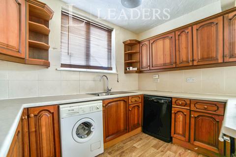 3 bedroom semi-detached house to rent, Chiltern Road - LU6 1ET