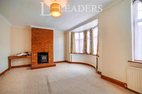 3 bedroom semi-detached house to rent, Chiltern Road - LU6 1ET