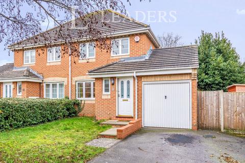 3 bedroom semi-detached house to rent, The Halliards, Fareham