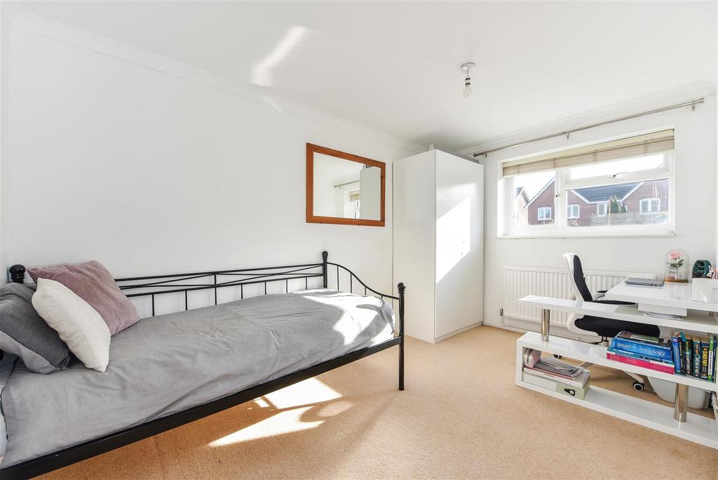 Bedroom 2.jpg