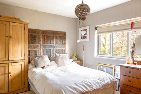 30 Darell Road, Richmond, TW9 4LG