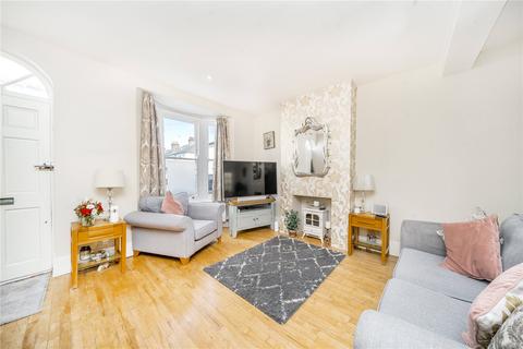 2 bedroom terraced house for sale, London SW14