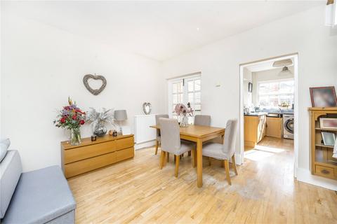 2 bedroom terraced house for sale, London SW14