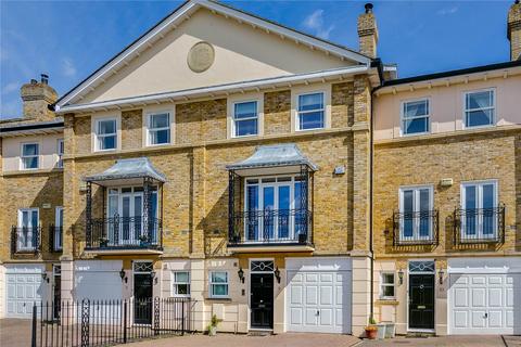 4 bedroom terraced house for sale, London SW13