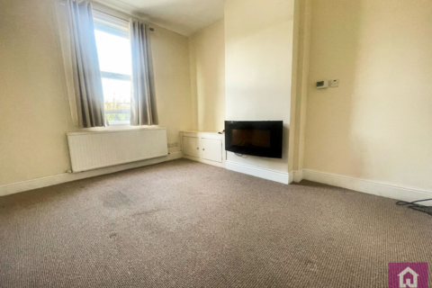 2 bedroom terraced house to rent, Hoole Lane, Chester, Cheshire, CH2