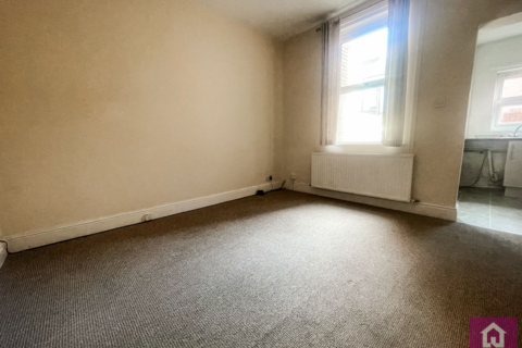 2 bedroom terraced house to rent, Hoole Lane, Chester, Cheshire, CH2