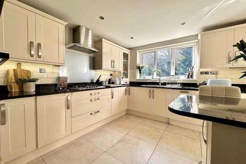 8 Braemar Crescent, Northampton, NN4 0FG