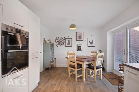 9 Frankley Close, Hilton, Derby, DE65 5PF