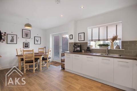 9 Frankley Close, Hilton, Derby, DE65 5PF