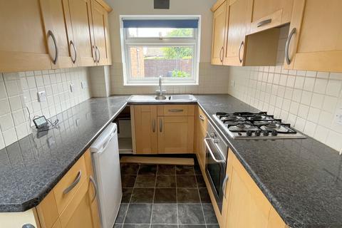 3 bedroom semi-detached house to rent, Tewkesbury GL20