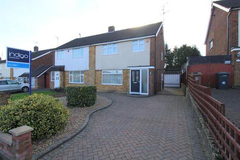 3 bedroom semi-detached house for sale, Calverton Road, Limbury, Luton, LU3 2SY