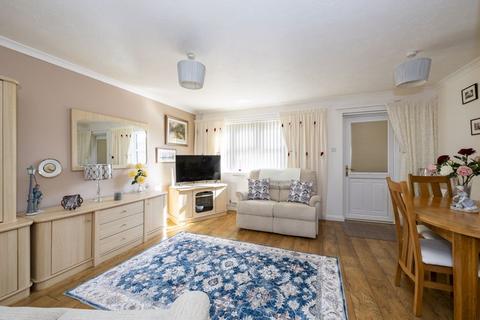 2 bedroom semi-detached house for sale, Field End, Uckfield