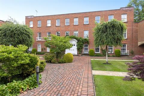 2 bedroom apartment to rent, Cheniston Court Ridgemount Road, Sunningdale, Berkshire, SL5