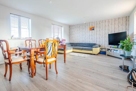 undefined, Frenchs Avenue, Bedfordshire LU6