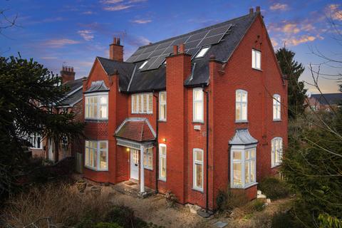 6 bedroom detached house for sale, Leicester LE7