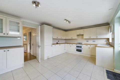 103a Lampits Hill, Corringham, Stanford-le-hope, SS17 9AB