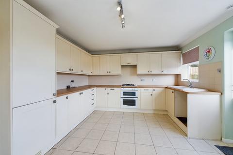 103a Lampits Hill, Corringham, Stanford-le-hope, SS17 9AB