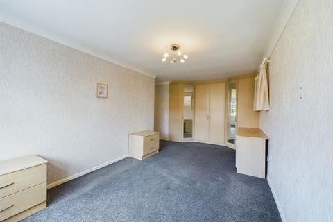 103a Lampits Hill, Corringham, Stanford-le-hope, SS17 9AB
