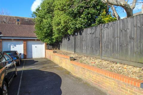 3 bedroom end of terrace house for sale, Walker Place, Hamble, Southampton, Hampshire, SO31