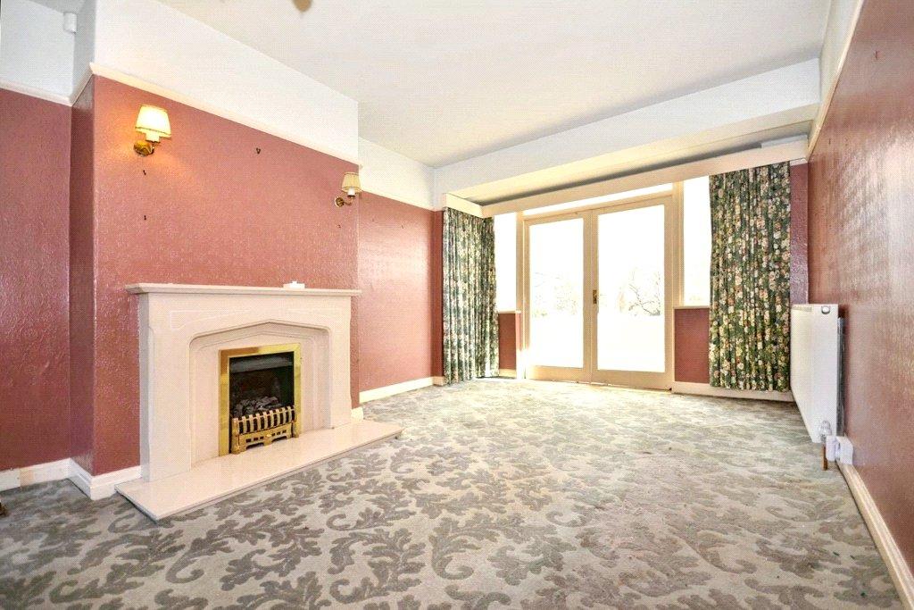 Through Lounge/Diner