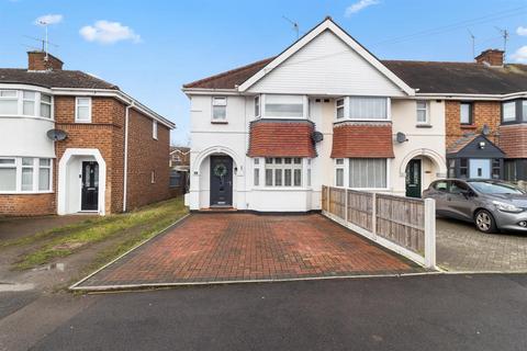 3 bedroom end of terrace house for sale, 62 Winchester Avenue, Worcester, Worcestershire, WR2