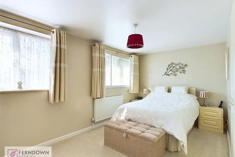 4 Byfield Close, Birmingham, B33 0XT