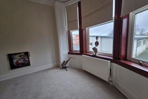 2 bedroom apartment for sale, Queen Street, Renfrew