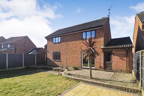 4 bedroom detached house to rent, Elton Close, Balderton, Newark, NG24 3JY