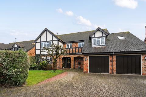 5 bedroom detached house for sale, Lodge Road, Reading RG10