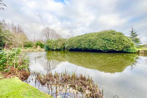 2 bedroom detached house for sale, Birtle Moor, Greater Manchester BL9