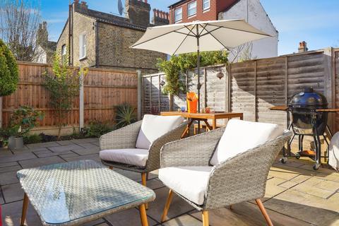 15 Felday Road, London, SE13 7HQ