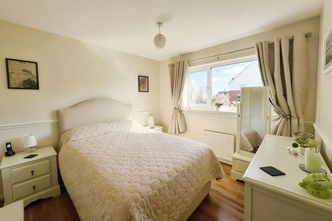 10 Carlton Close, Mickle Trafford, Chester, CH2 4TE