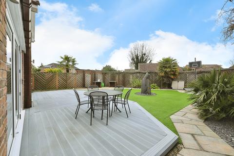5 Rowernfields, Dinnington, Sheffield, S25 2RR