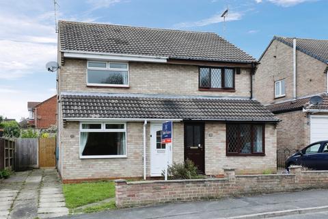 2 bedroom semi-detached house to rent, Gleneagles Road, Sheffield S25