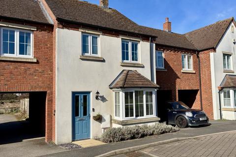 4 bedroom link detached house for sale, Watsons Lane, Worcestershire WR11