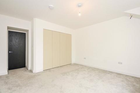 undefined, Fox Hill, London SE19