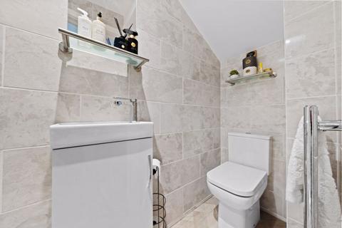 89 Lindsay Road, Worcester Park, KT4 8LF