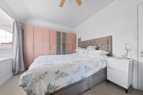 89 Lindsay Road, Worcester Park, KT4 8LF