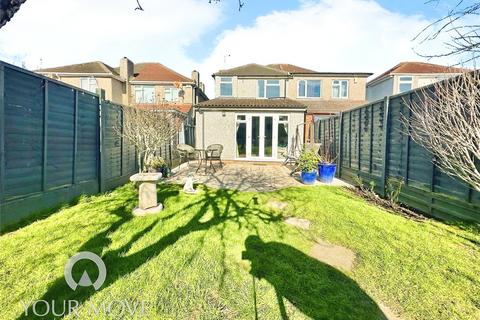 3 bedroom semi-detached house for sale, Hallford Way, Kent DA1