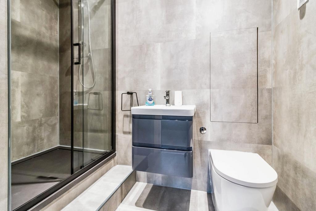 Ensuite