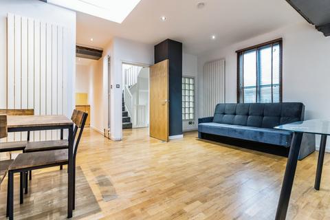 2 bedroom penthouse to rent, Whitworth Street, Greater Manchester M1